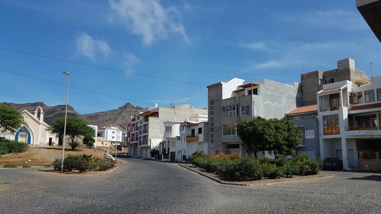 Apartamento Xandinha Amwilla Guesthouse Mindelo Zewnętrze zdjęcie